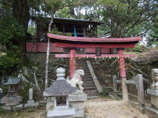 白山神社石灯籠