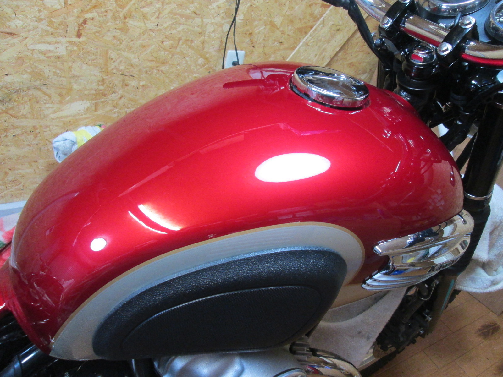 タンク仕上げ W650 その2１ | 素敵なバイクを紹介するブログ 