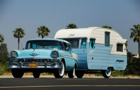 1956-chevy-pulling-a-1956-shasta-canned-ham-vintage-travel-trailer-gm-inside-107504.jpg