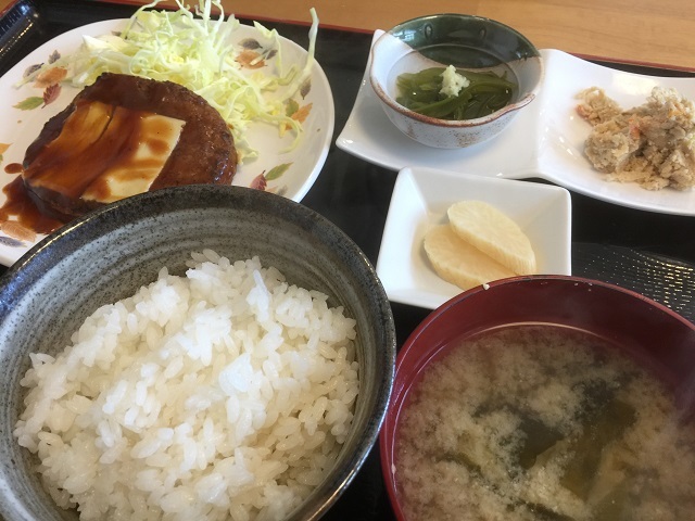 味の店 柚子庵 ハンバーグ定食1