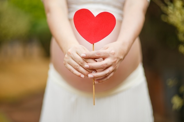 月に1回しかない妊娠可能なタイミング「排卵日」を調べる3つの方法