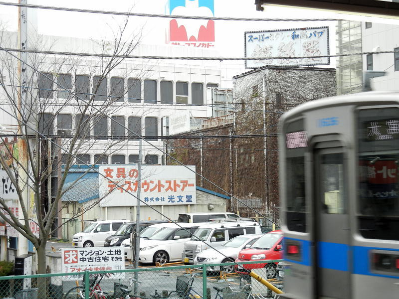 クレヨンしんちゃんとサトーココノカドーと東武アーバンパークライン 鉄道が好きなおやじのつぶやき２