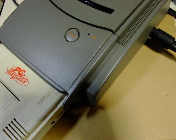 夜明け前の PCエンジンSuper CD-ROM2 修理